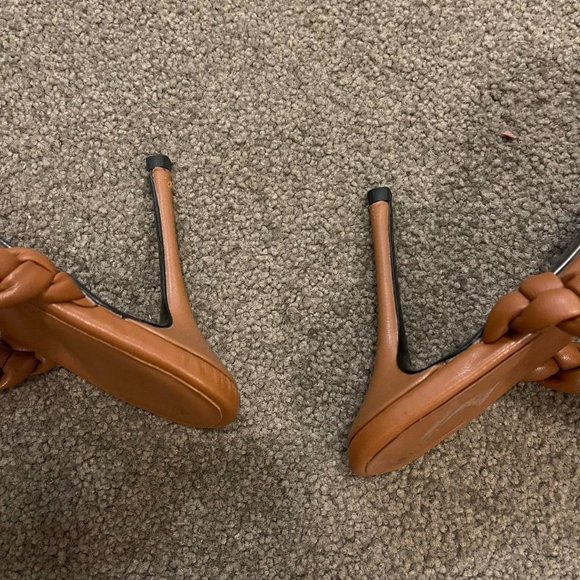 ALIAS MAE HEEL | Size 41 - Picture 4 of 4